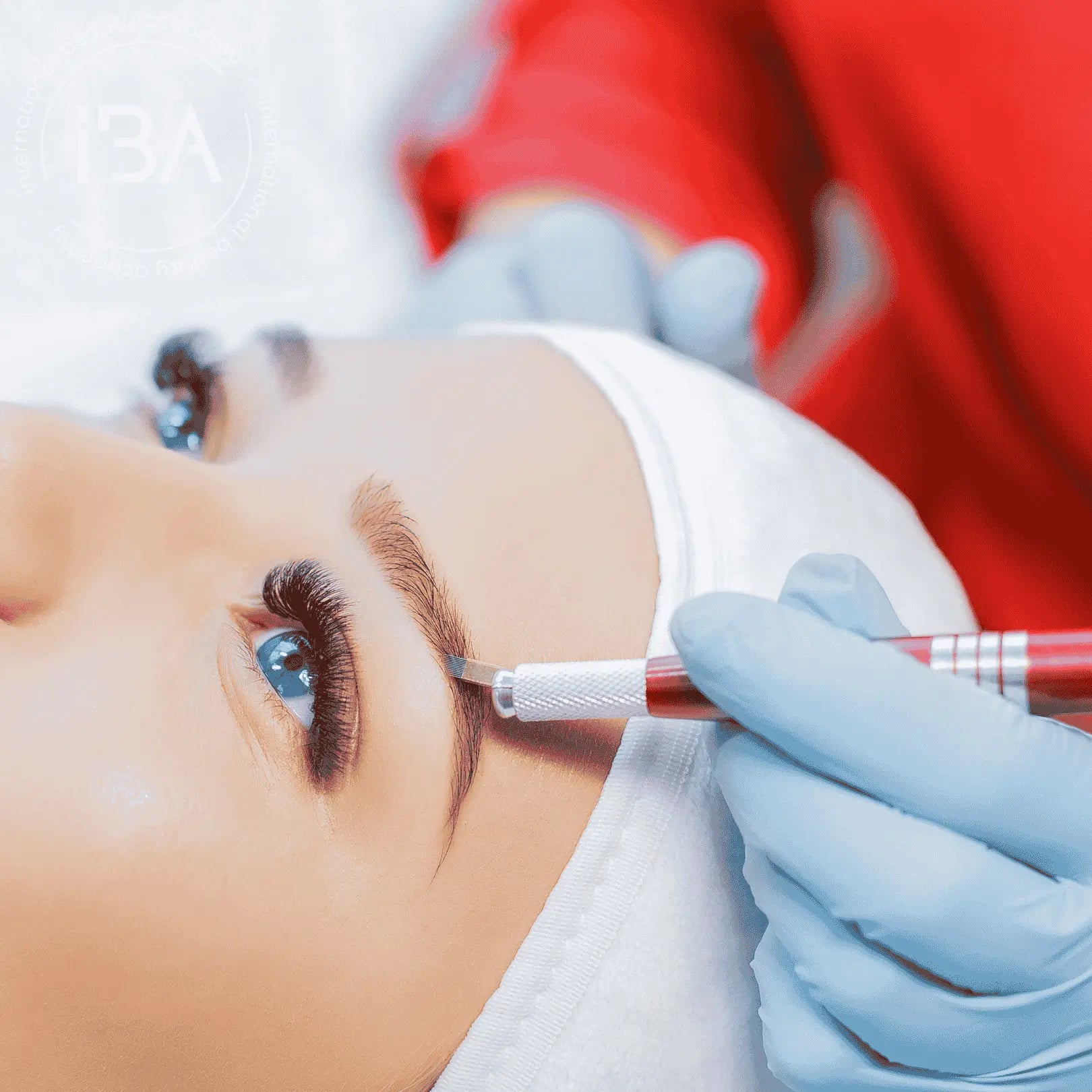 Microblading Schulung 3 Tage IBA Kosmetikschule Mannheim azav zertifiziert